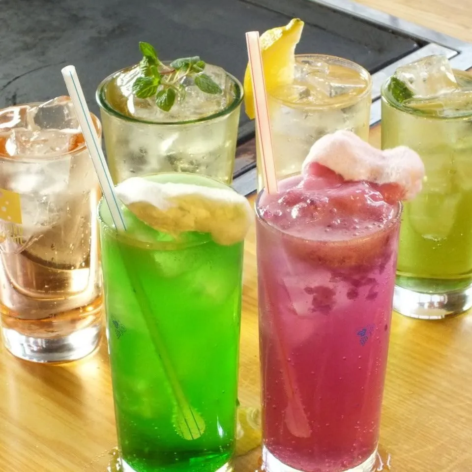 単品飲み放題で楽しめるドリンク各種
